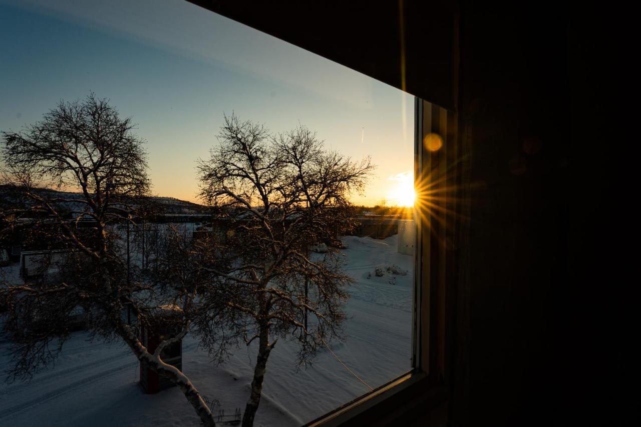 Mix Tana Spiseri Og Overnatting Motel Luaran gambar